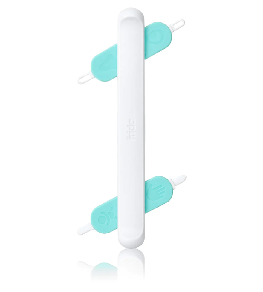 3-In-1 Nose, Nail + Ear Picker