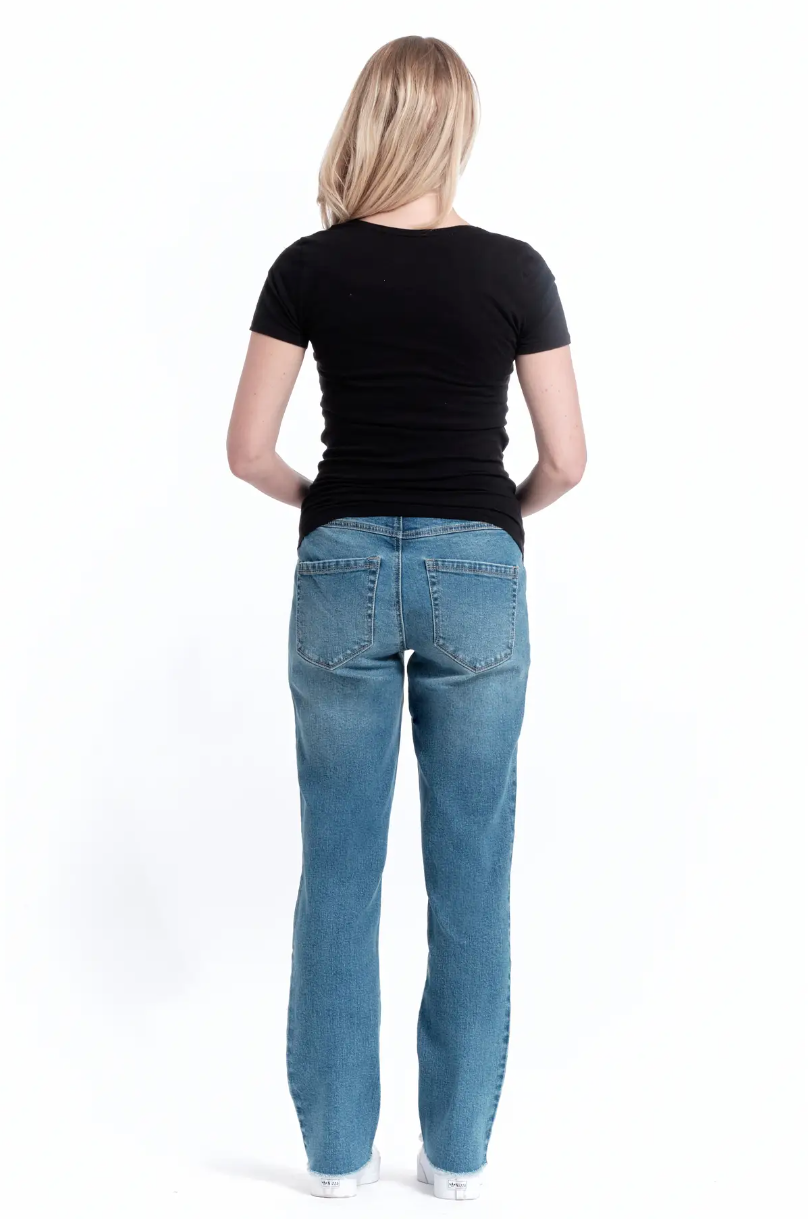 Maternity 32" Relaxed Straight Leg Jean W/ Bellyband
