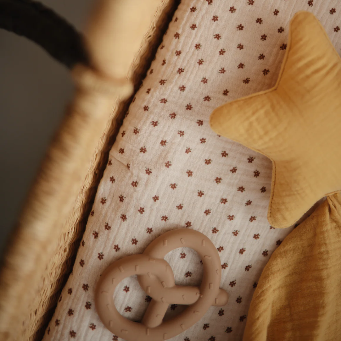 Pretzel Teether