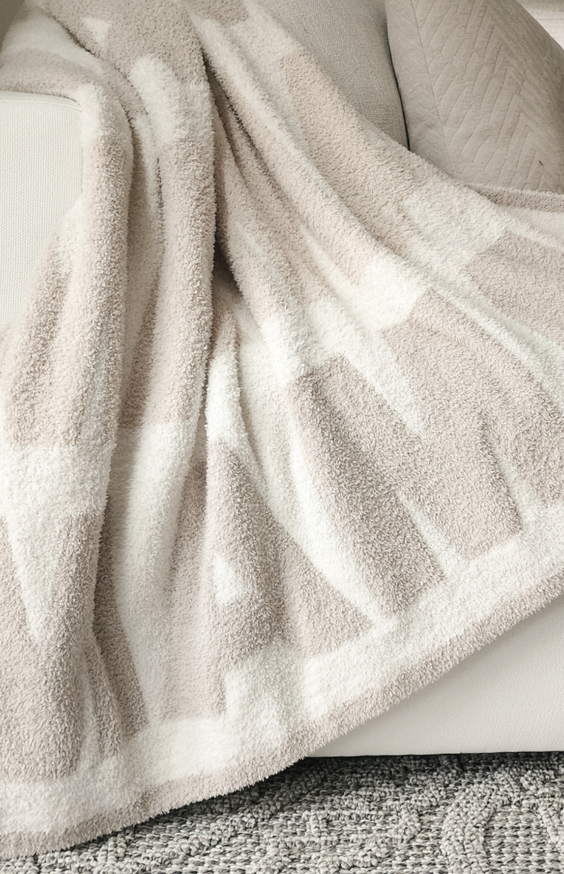 MAMA Throw Blanket