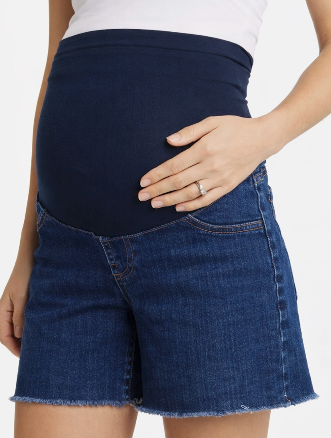 Maternity 5" Dad Jean Shorts W/ Bellyband In Levi
