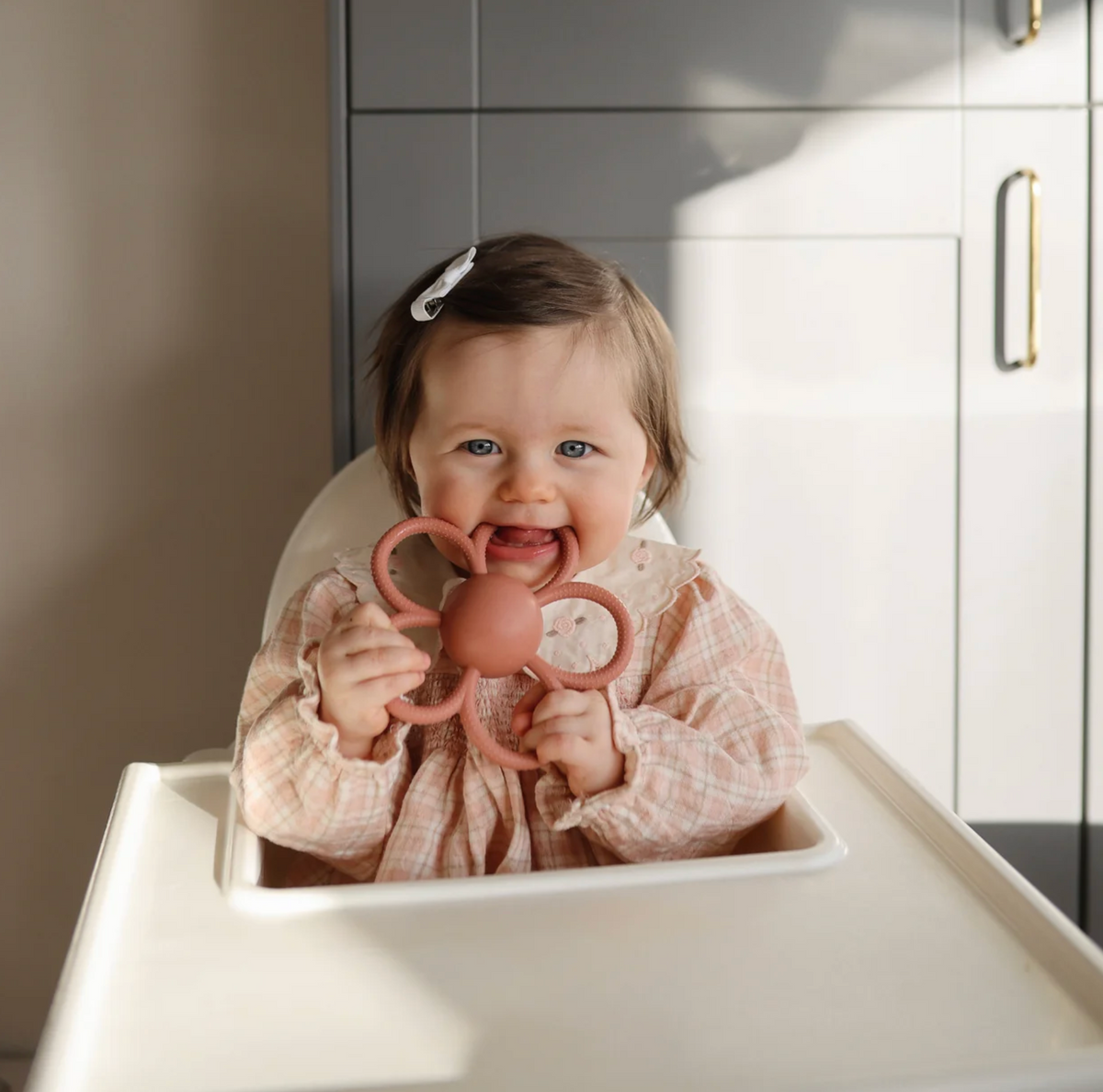 Daisy Rattle Teether
