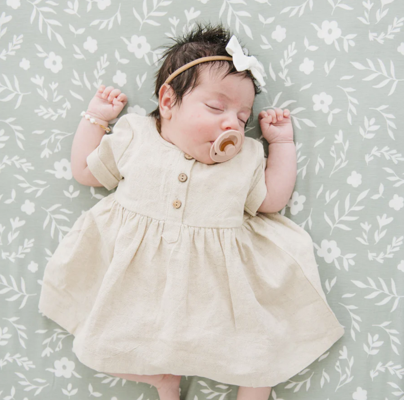 Sweet Alyssum Stretchy Crib Sheet