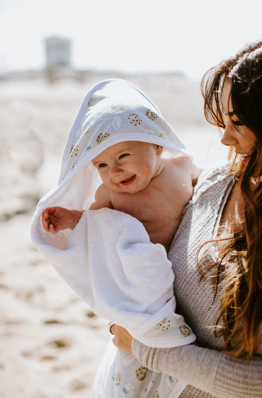 Chip Premium Knit Hooded Towel