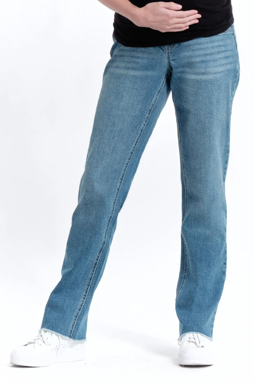 Maternity 32" Relaxed Straight Leg Jean W/ Bellyband