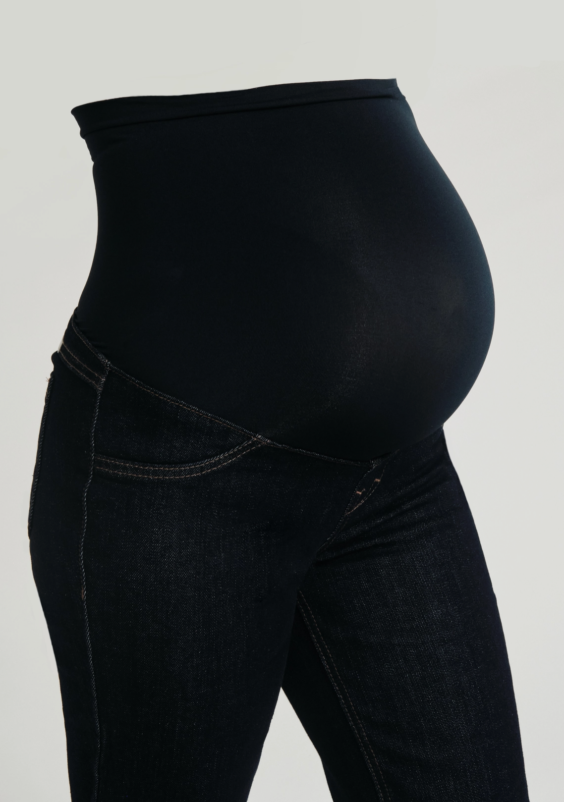 Maternity 32" Boyfriend Straight Rinse Jeans