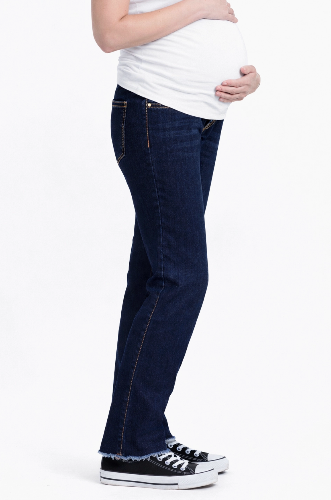 Maternity 34" Baggy Straight Leg Jean W/ Bellyband In Rinse